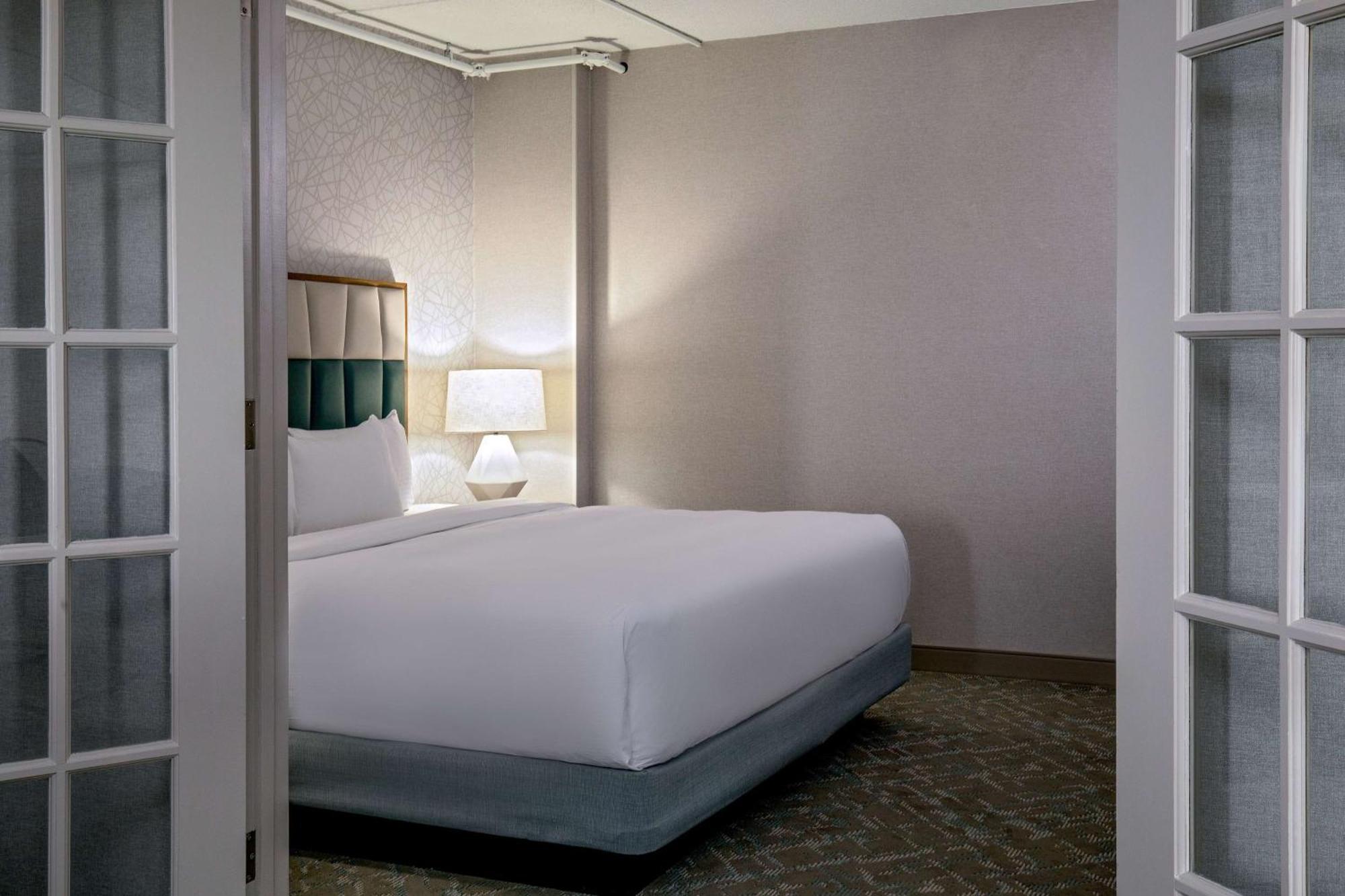 Doubletree By Hilton Boston/Westborough Hotel Eksteriør billede