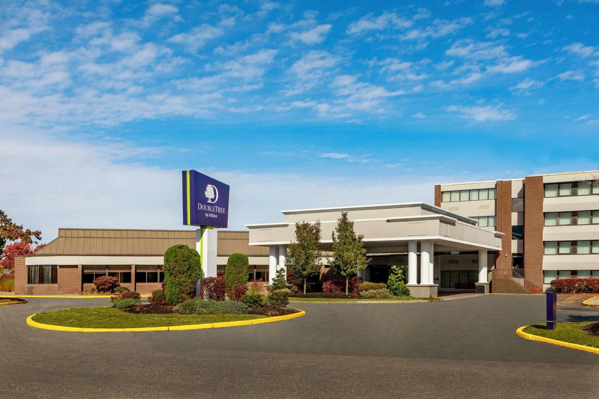 Doubletree By Hilton Boston/Westborough Hotel Eksteriør billede