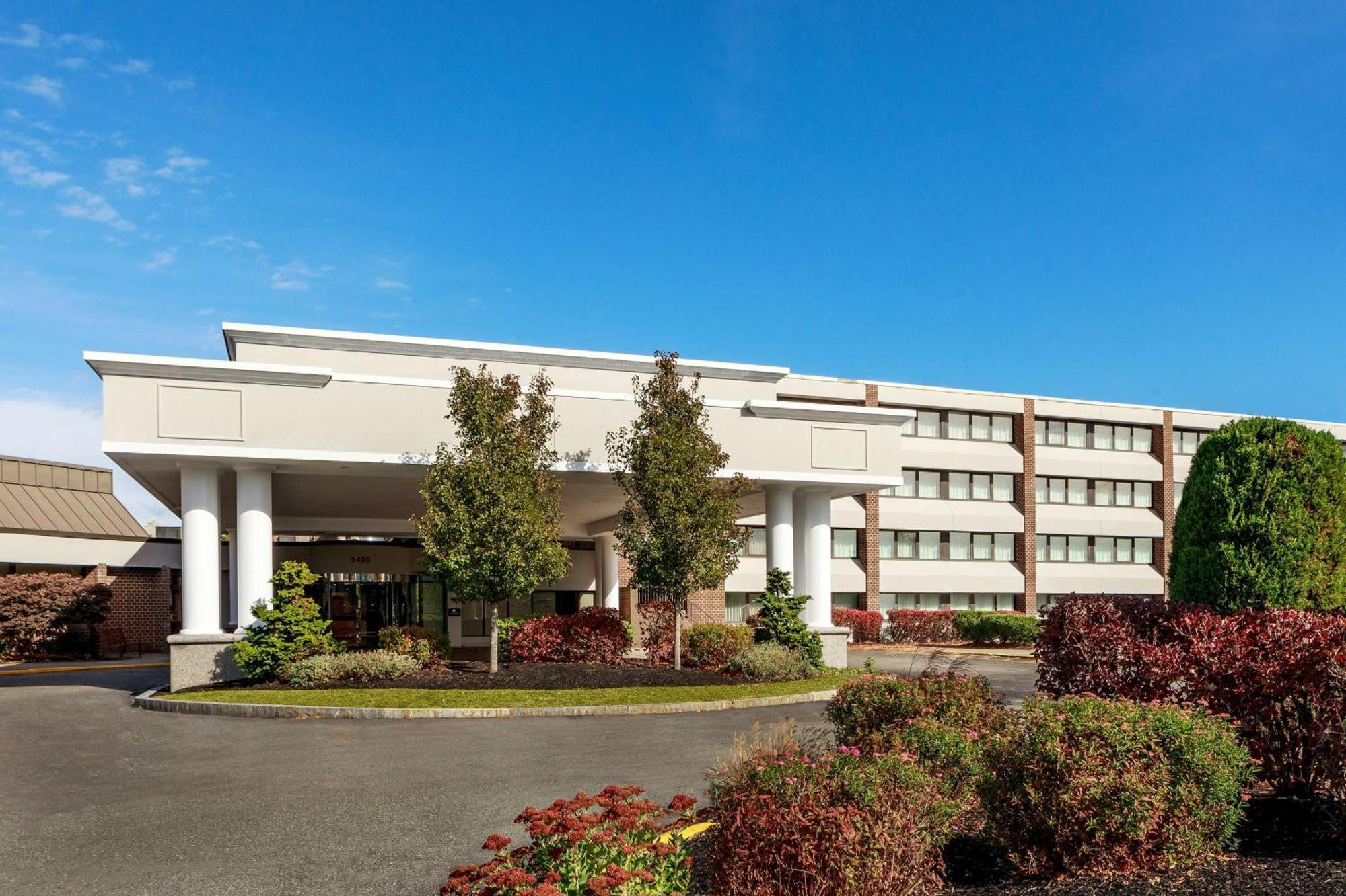 Doubletree By Hilton Boston/Westborough Hotel Eksteriør billede