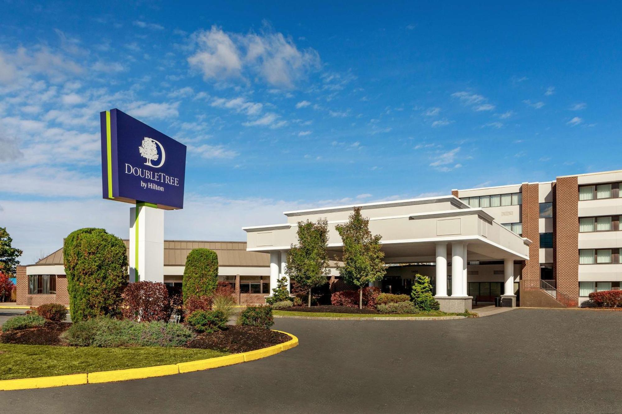 Doubletree By Hilton Boston/Westborough Hotel Eksteriør billede